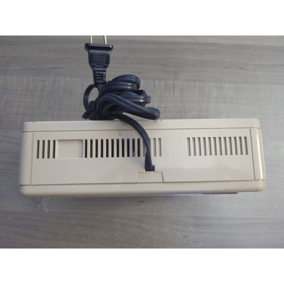 Sony Dream Machine Alarm Clock Radio AM/FM Digital ICF-C2W - Picture 5 of 8